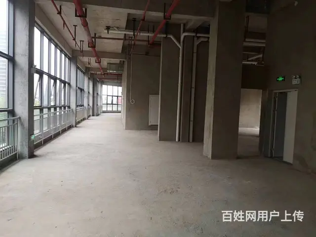 临街门面，位置优越，人流量大，交通便利 - 图片 4