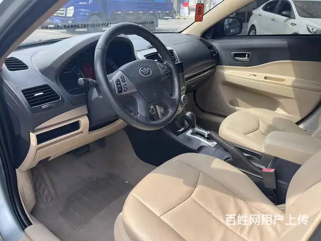 奔腾B50 2012款 1.6 手自一体 天窗型 - 图片 7
