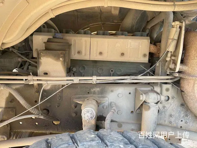 出售17年二手豪沃搅拌车 大20方 亚特上装 国五 - 图片 7