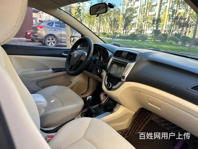 海马M3 2015款 1.5 手动 舒适型 - 图片 3