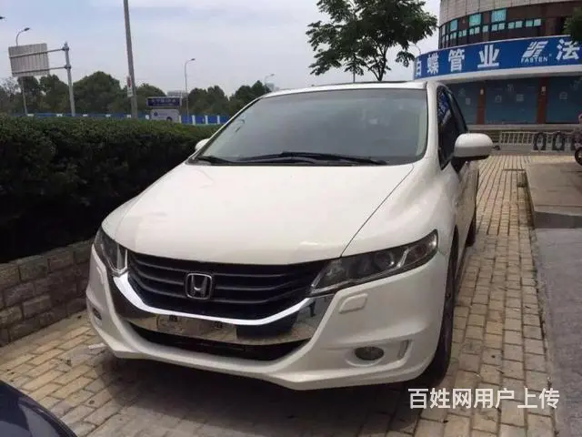 美女代步车，大气豪华，车况好的很。价格美丽可议 - 图片 1