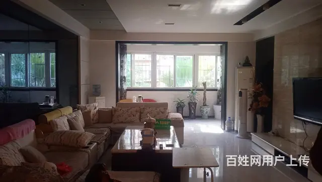 蝴蝶花园大房子出售 四室两厅 - 图片 1