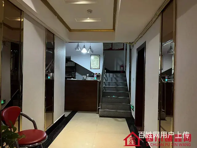 （四川铺鑫网）巴州区老城钟鼓楼步行街350㎡宾馆转让 - 图片 9