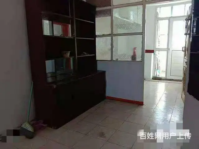 房屋出租300一月 - 图片 1