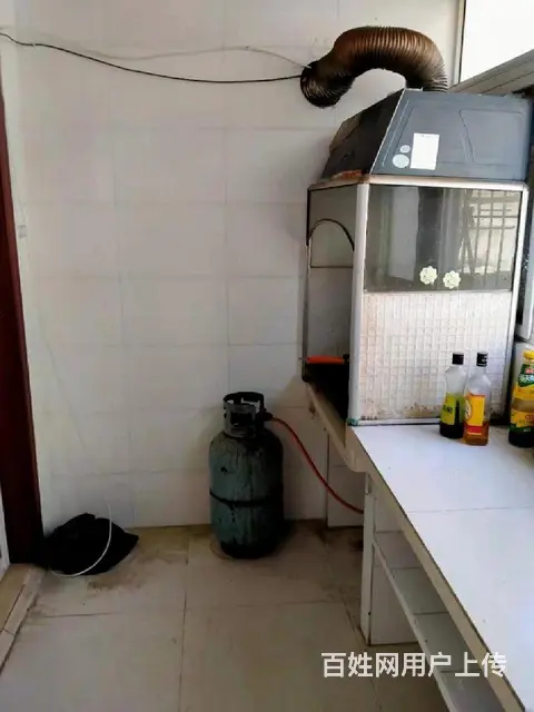 一楼一楼带院干净整洁简单的设施齐全拎包入住 - 图片 3