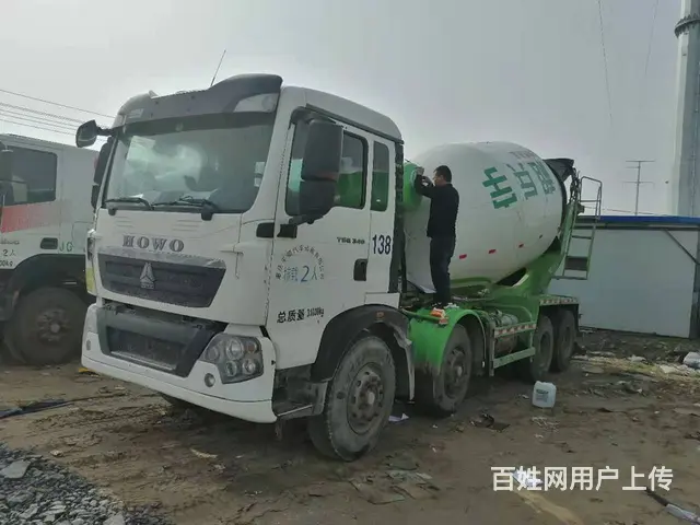 17年二手豪沃轻量化搅拌车 340马力 大12方 - 图片 3