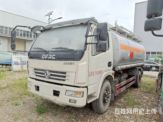 急售一台东风多利卡10方加油车 九成新 车况佳 - 图片 1