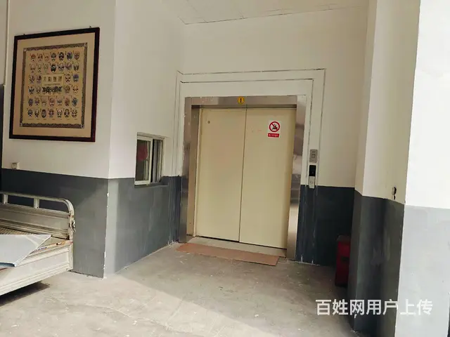 道北路大唐宫附近有一楼仓库出租可分割！本院绝品，只剩一间了 - 图片 2