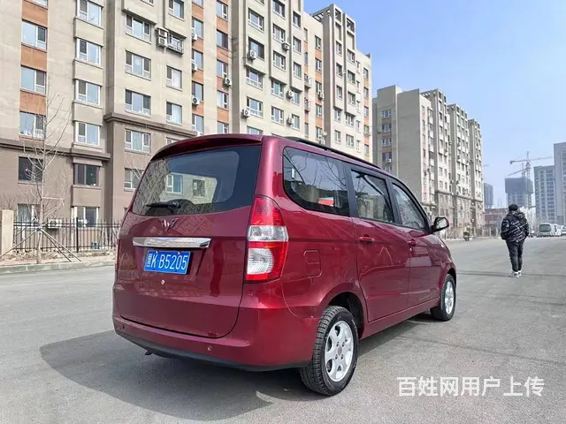 五菱 宏光 2011款 1.4 手动 7座 - 图片 4