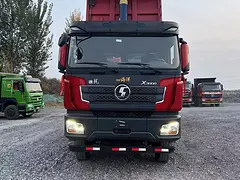 国六德龙X3000，箱长8米，550马力，可提档