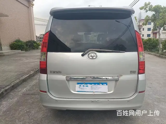 长城嘉誉7座面包车 - 图片 7