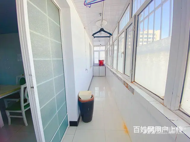 十二中都林二小 步梯四楼 大三居客厅开间5米多 獨家房源 - 图片 7