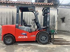 叉车