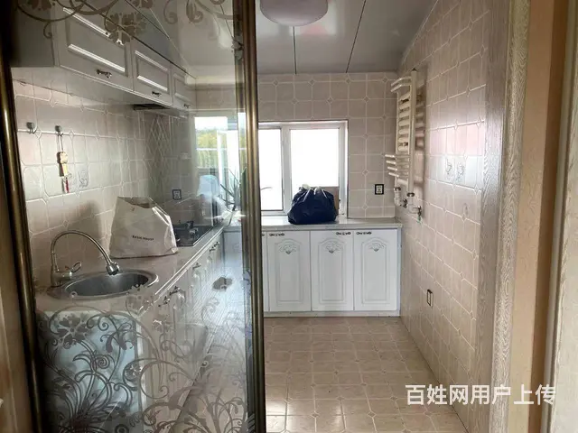 老街基儿童公园北门7楼顶楼，62平精装可做婚房，9.8万 - 图片 2