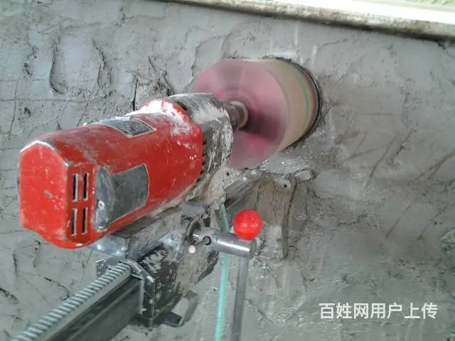 九江快速打孔师傅 打孔取芯 空调打孔 墙面打孔切割 - 图片 1