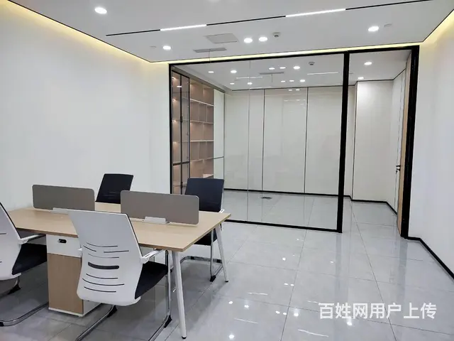 高端创客办公出租 珠海环宇城 68.8㎡啥都有 7200直租 - 图片 1