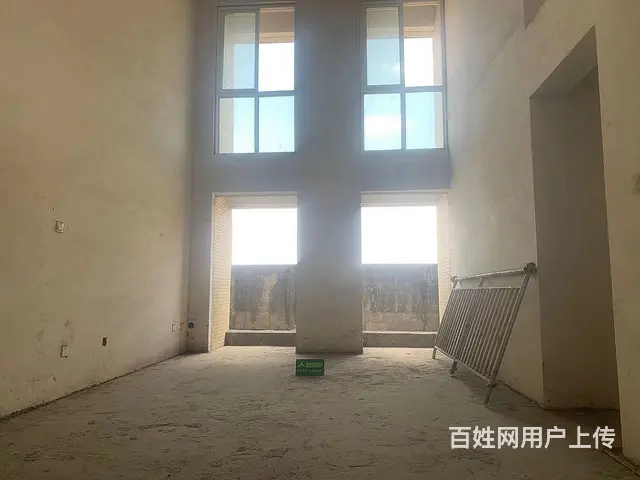 各自付税，看房方便，房主急售阳城龙庭精装5室3厅3卫 - 图片 1