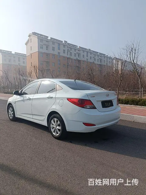 现代 瑞纳 2010款 瑞纳-三厢 1.4 手动 GLS 豪 - 图片 5
