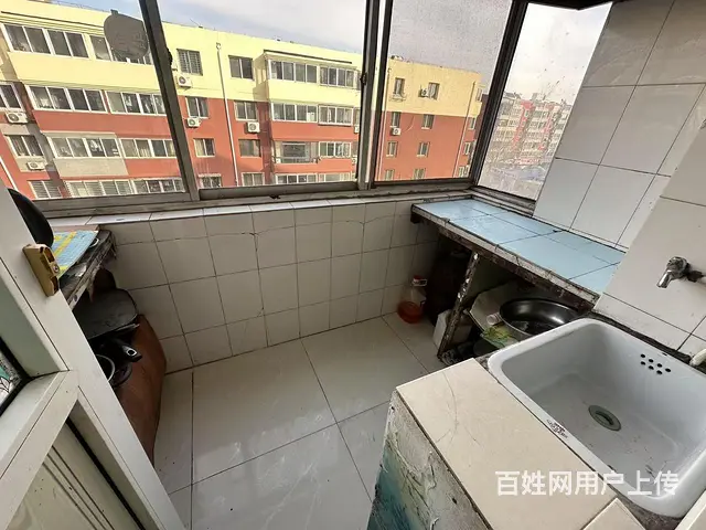 新大路华业园五楼65平两室一厅双人床沙发衣柜热水器 - 图片 5