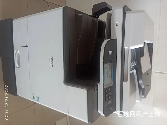 龙圩区龙湖小学附近临街商铺急转让 - 图片 1