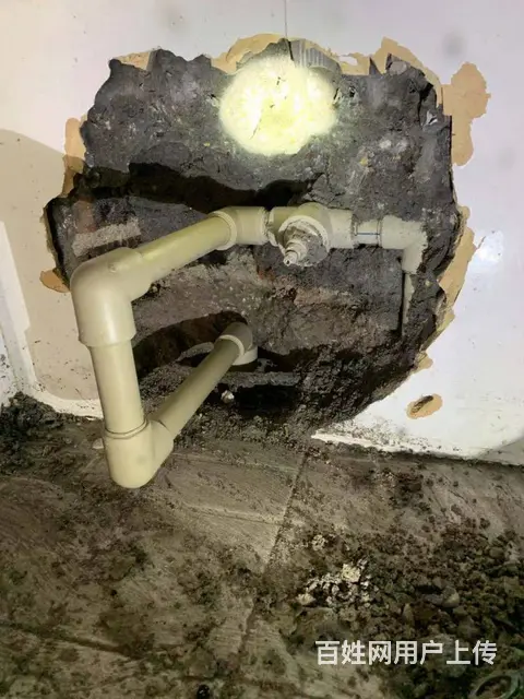 郫县卫生间阳台防水漏水维修郫都区房屋漏水维修中心 - 图片 4
