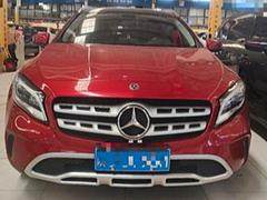 奔驰GLA级 2019款 GLA 200 1.6T 双离合