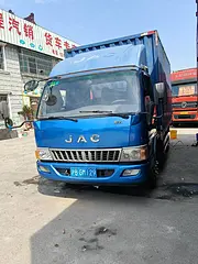​低价转让2017年5月江淮骏铃厢式货车 原版原漆