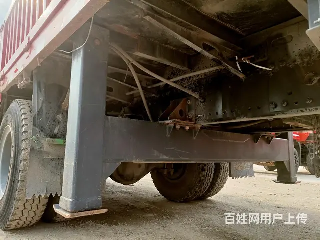 二手徐工8吨随车吊21年带保险包提档个人低价处理 - 图片 4