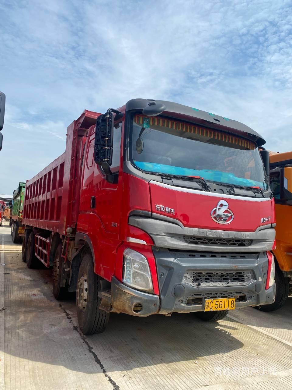 三年两个月乘龙h7前四后八自卸350马力玉柴.