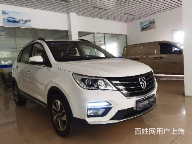 宝骏560 旗舰版 七座 - 图片 2