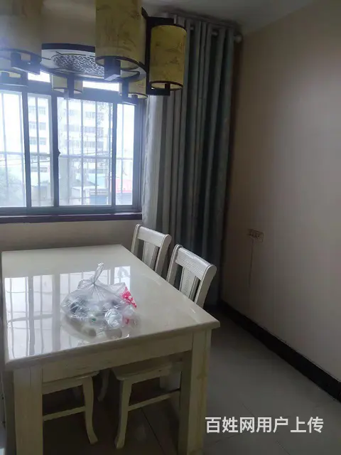 解放区烈士西街鑫鑫花园三楼学区房屋出租 - 图片 4
