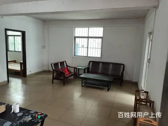 粗沙环 普通住宅1厅 简单装修 - 图片 1