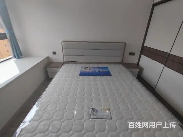 四房两厅两卫，坐北朝南，中央空调，拎包入住 - 图片 4