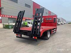 3900轴距重汽豪曼挖掘机拖板车 钩机平板拖车 可分期