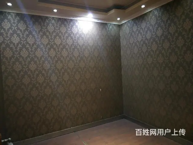 【都市时讯 免费找店】淮上区
通城国贸黄金旺铺出租 - 图片 2