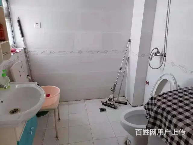 百大附近一室精装修拎包即住。交通方便商业街就在附近 - 图片 7