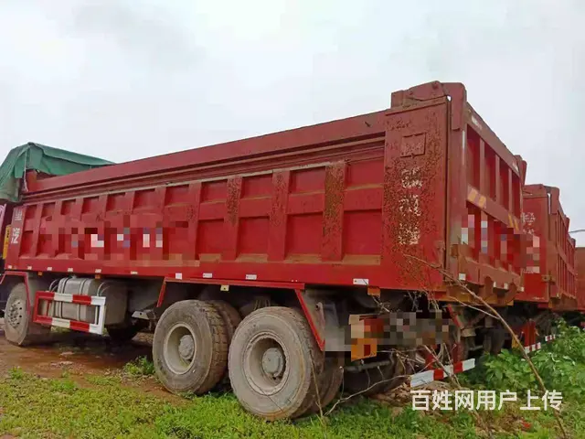 国五380马力豪沃前四后八自卸车8米2货厢 - 图片 2
