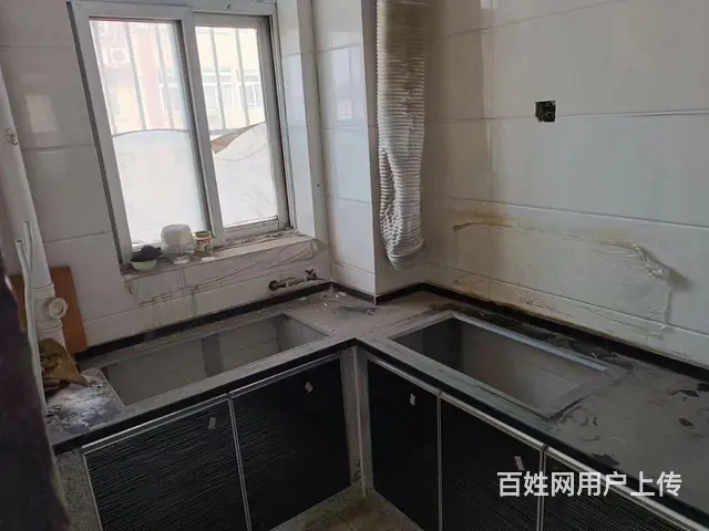 新房馨苑十区五楼共六层两室一厅有地下室 - 图片 5