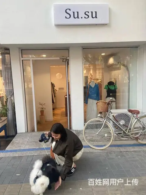 【搞定了！】（急转）威海市服装店转让 - 图片 1