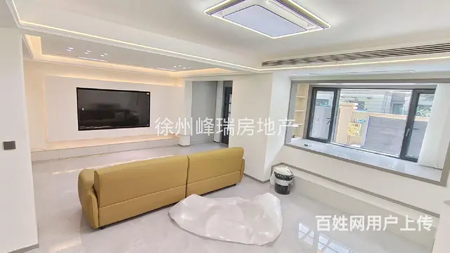 急售全新精装未住一楼带院别墅！还送地下室 全屋地暖 拎包即住 - 图片 1