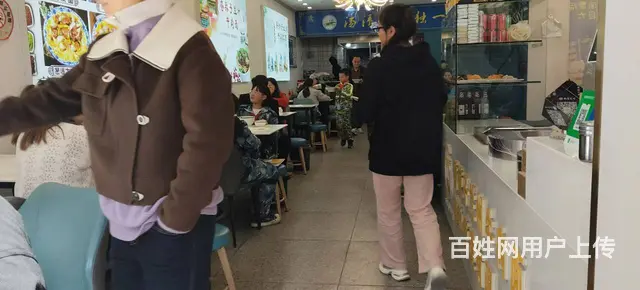 西门水井巷地理位置佳的商铺出租（无转让费） - 图片 2