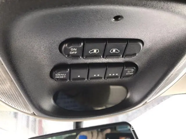道奇凯领 2007款 3.0L 自动 7座 豪华版 - 图片 9