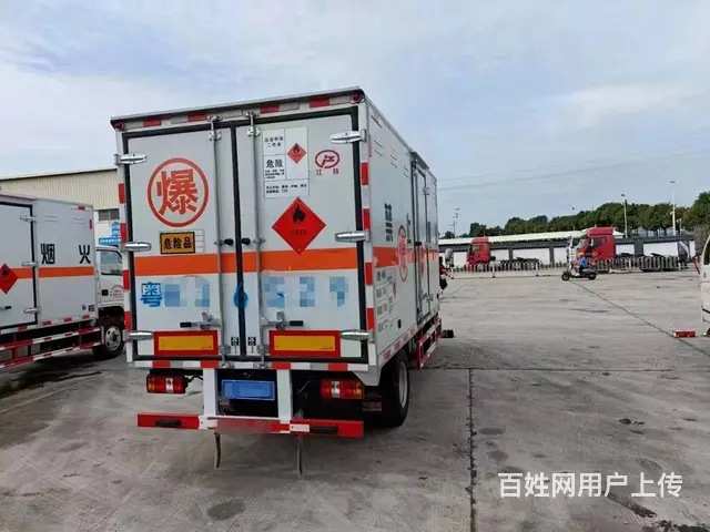 蓝牌厢式货车 - 图片 2