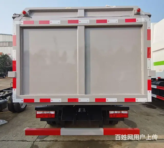 东风多利卡压缩式对接垃圾车 - 图片 7