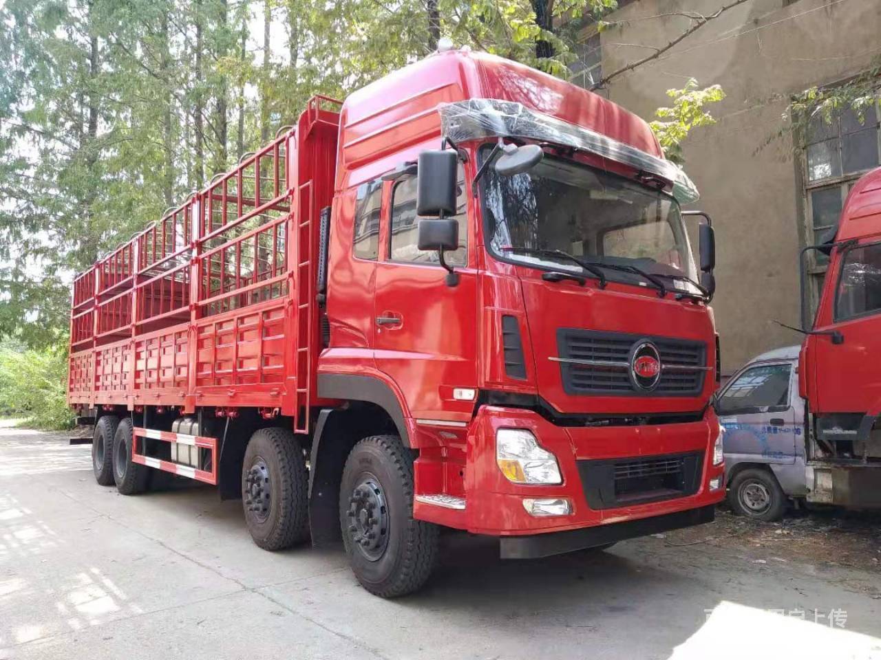 车长12米高栏货车仓栏图片 厂家走量价格便宜