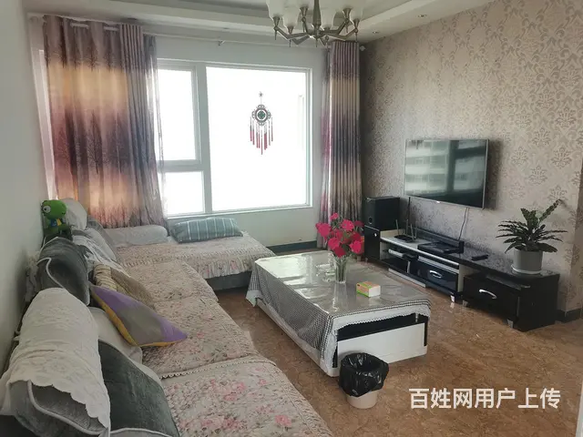 北片区看球赛聂耳广场旁可长租短租两室带全套家具家电 - 图片 1