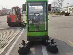 全封闭五刷加强版扫地车 园林景区用清扫车