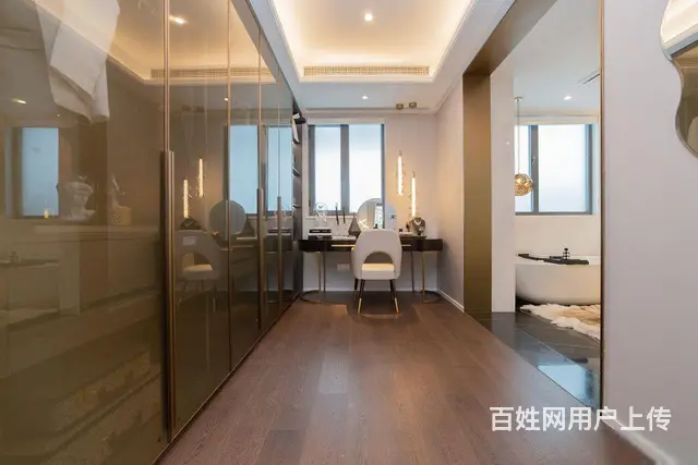 环球港旁精装修华宇新城天境 4室2厅全新改善户型 - 图片 10