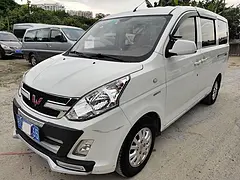 五菱 宏光 2015款 荣光V 1.5 手动 标准型7-8座
