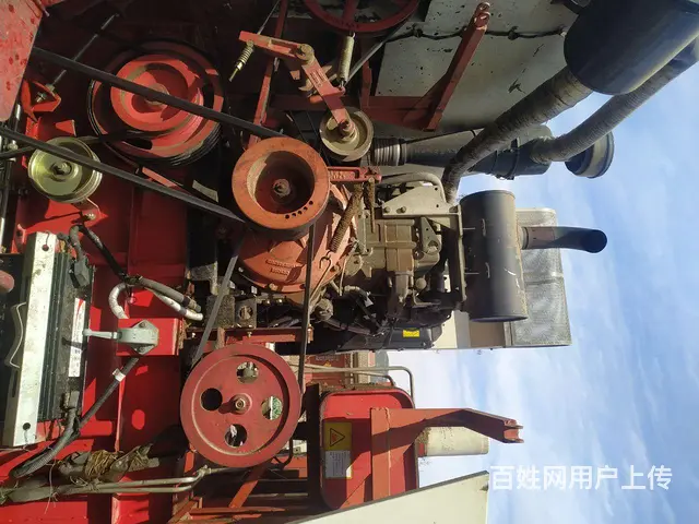 福田雷沃收割机 - 图片 4